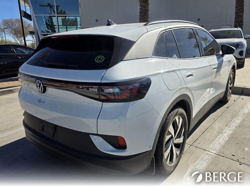 2023 Volkswagen ID.4 Pro