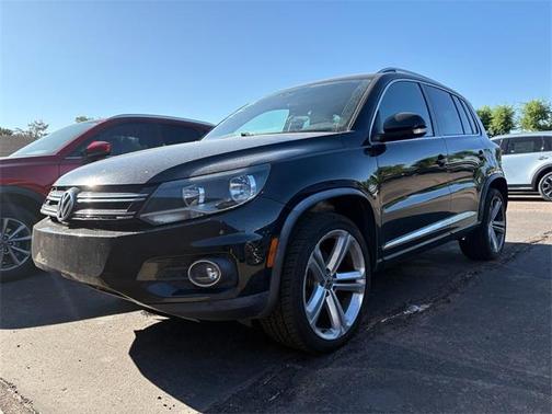 2016 Volkswagen Tiguan R-Line