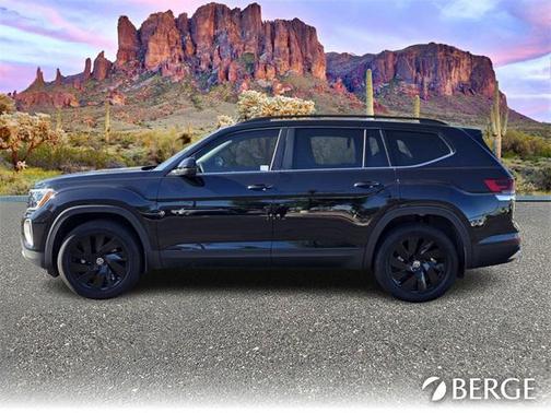 2025 Volkswagen Atlas 2.0T SE