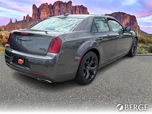 2021 Chrysler 300 S