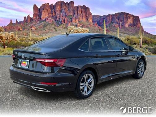 2021 Volkswagen Jetta 1.4T R-Line