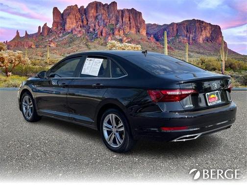 2021 Volkswagen Jetta 1.4T R-Line
