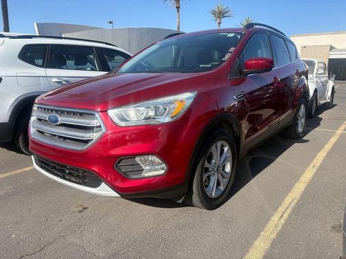 Ruby Red Metallic 2017 Ford Escape SE
