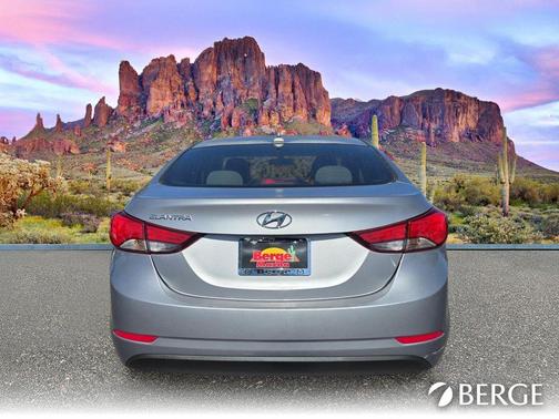 Shale Gray Metallic 2016 Hyundai ELANTRA SE