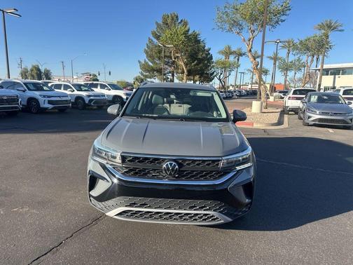 2023 Volkswagen Taos 1.5T SE