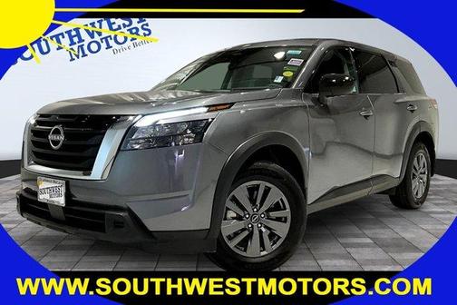 2025 Nissan Pathfinder S