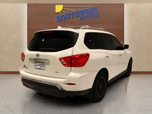 2019 Nissan Pathfinder S