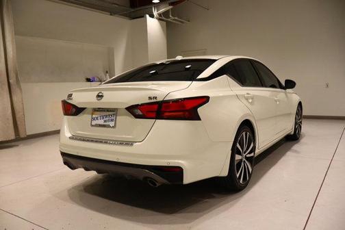 2020 Nissan Altima 2.5 SR