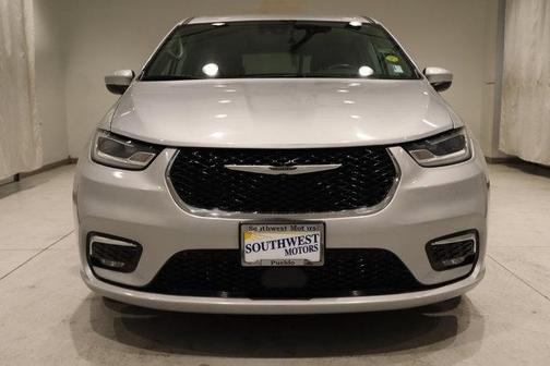2023 Chrysler Pacifica Touring-L
