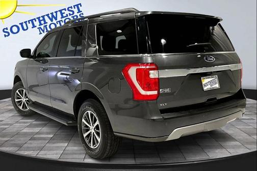 Gray 2021 Ford Expedition XLT