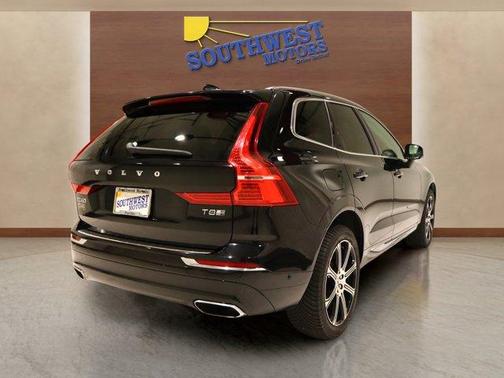 2018 Volvo XC60 Recharge Plug-In Hybrid T8 Inscription