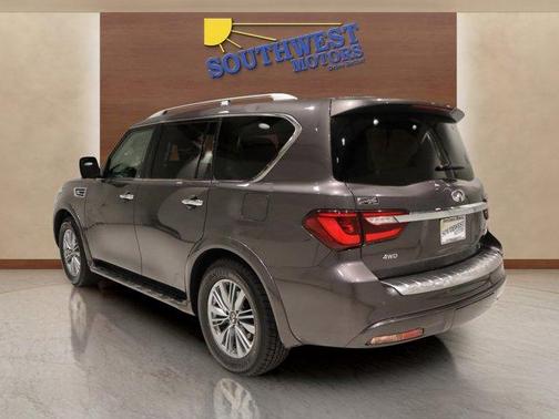 2024 INFINITI QX80 Luxe