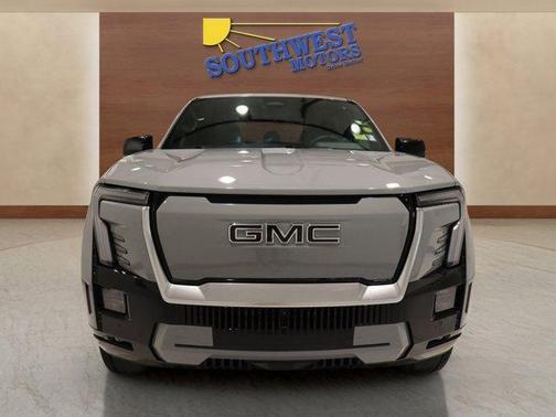 2024 GMC Sierra EV Denali