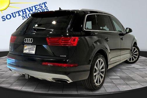 2019 Audi Q7 55 SE Premium