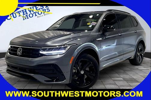 Platinum Gray Metallic 2024 Volkswagen Tiguan 2.0T SE R-Line Black 4MOTION