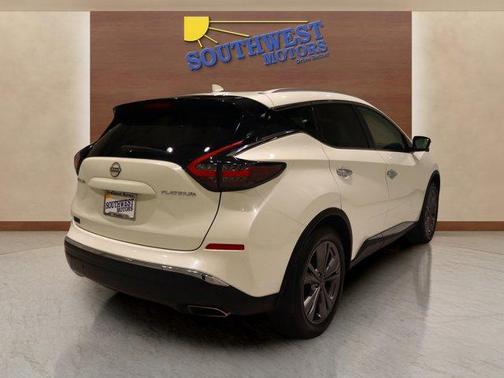 2023 Nissan Murano Platinum