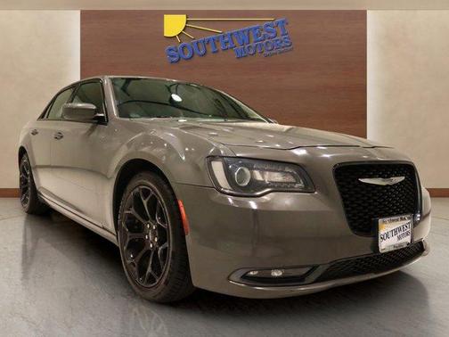 2019 Chrysler 300 S