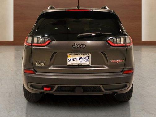 2020 Jeep Cherokee Trailhawk