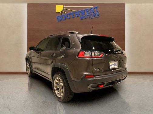 2020 Jeep Cherokee Trailhawk