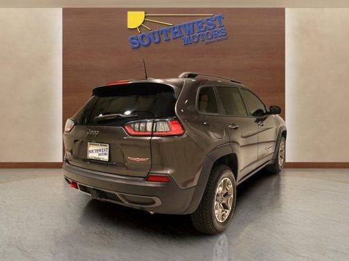 2020 Jeep Cherokee Trailhawk