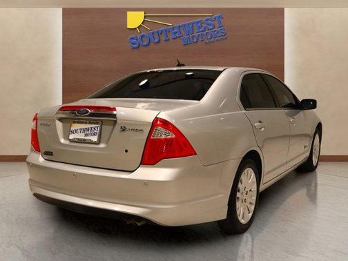 2010 Ford Fusion Hybrid 