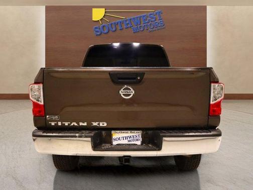 2017 Nissan Titan XD SV