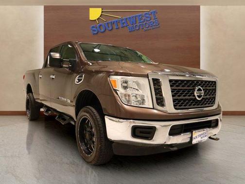 2017 Nissan Titan XD SV