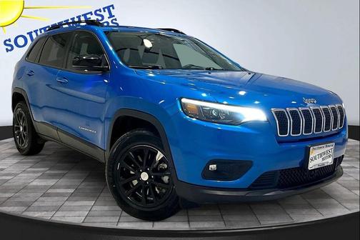 Hydro Blue Pearlcoat 2022 Jeep Cherokee Latitude Lux