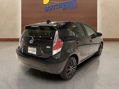2016 Toyota Prius c Two