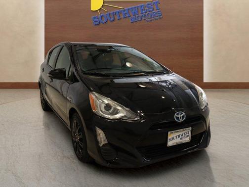 2016 Toyota Prius c Two