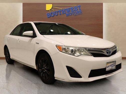 2014 Toyota Camry Hybrid LE