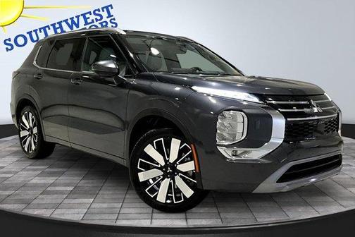 Gray 2025 Mitsubishi Outlander SEL