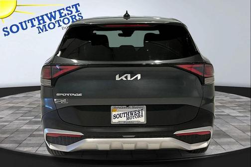 Gravity Gray 2024 Kia Sportage LX