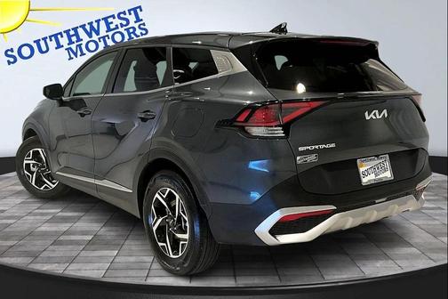 Gravity Gray 2024 Kia Sportage LX
