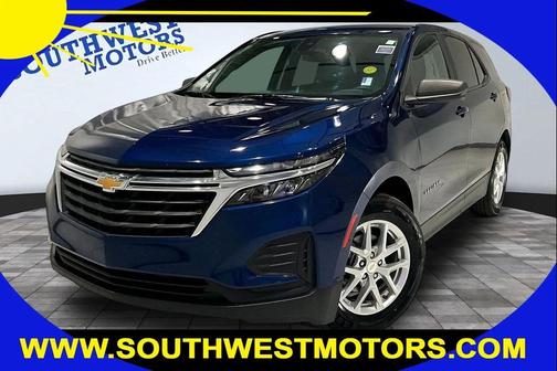 Blue Glow Metallic 2022 Chevrolet Equinox LS