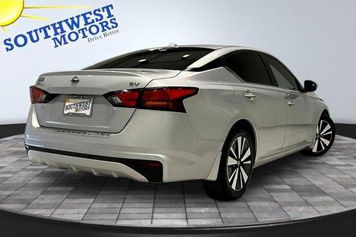 2022 Nissan Altima 2.5 SV