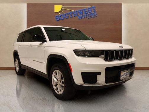 2022 Jeep Grand Cherokee L Laredo