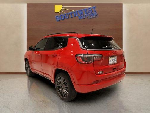 2022 Jeep Compass (RED) Edition