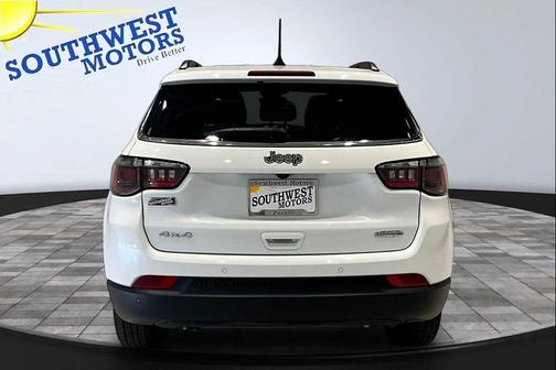 Bright White Clearcoat 2023 Jeep Compass Latitude Lux