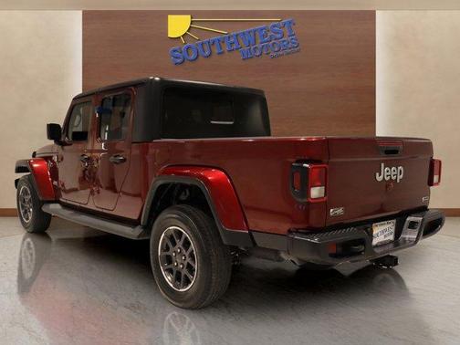 2021 Jeep Gladiator Overland