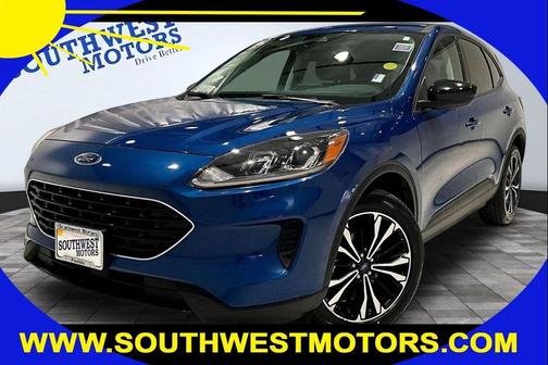 Blue 2022 Ford Escape SE