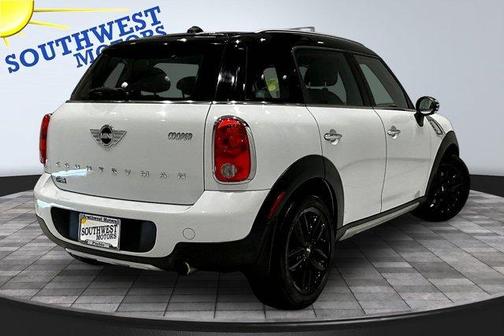 White 2015 MINI Countryman Cooper