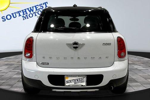 White 2015 MINI Countryman Cooper