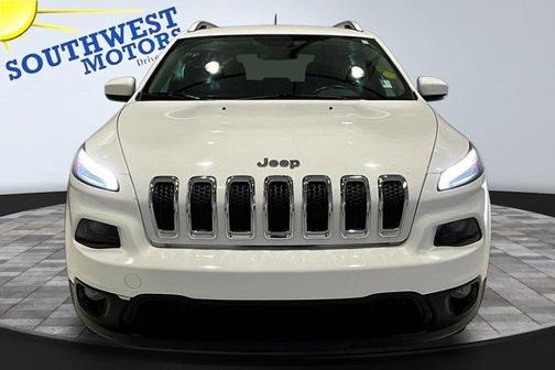 Bright White Clearcoat 2017 Jeep Cherokee Latitude