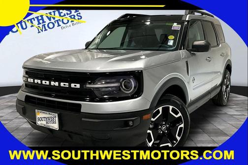 Iconic Silver Metallic 2023 Ford Bronco Sport Outer Banks