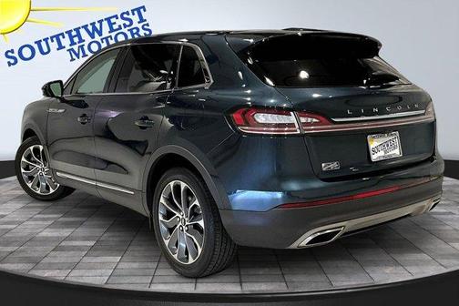 2022 Lincoln Nautilus Reserve