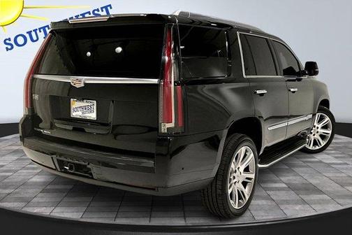 2018 Cadillac Escalade Luxury