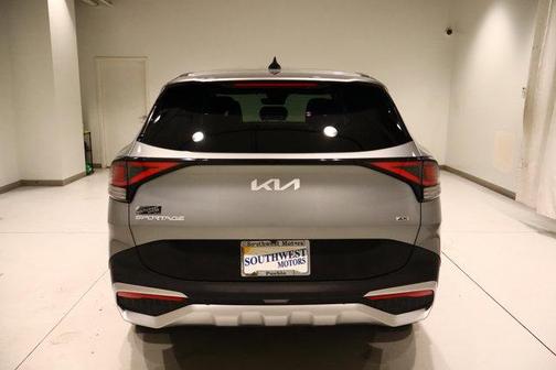 2024 Kia Sportage LX