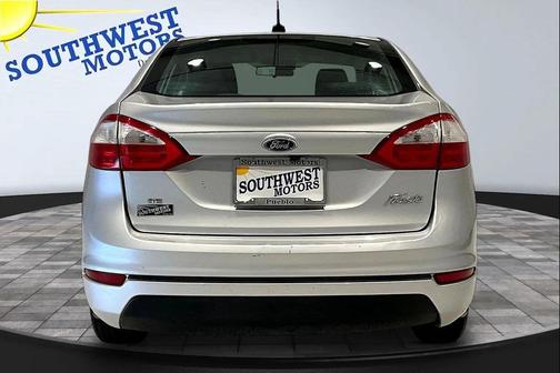Ingot Silver Metallic 2019 Ford Fiesta SE