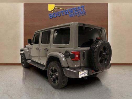 2021 Jeep Wrangler Unlimited Sahara Altitude